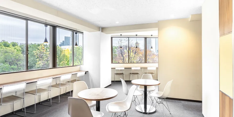 リージャス（Regus）オープンオフィス青山セントラル 写真2