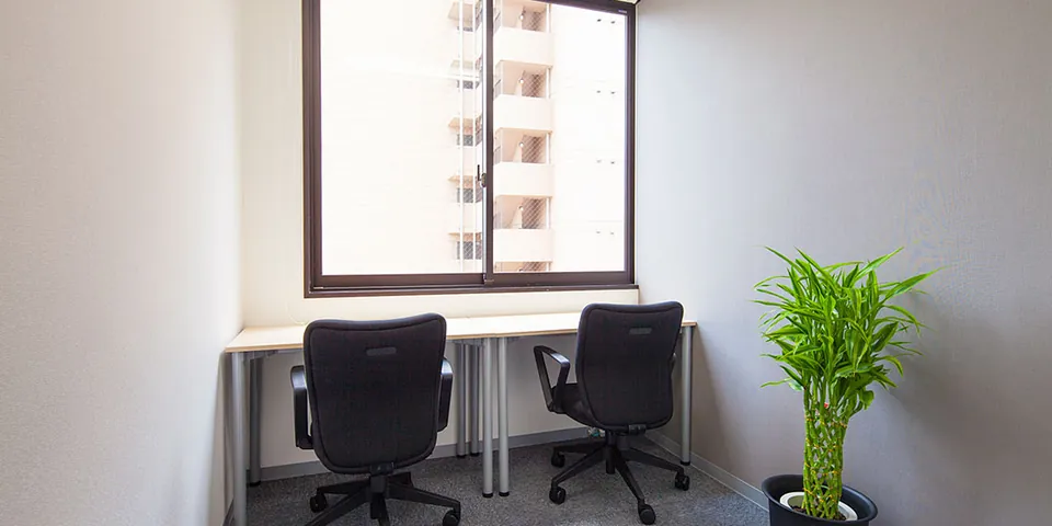 リージャス（Regus）オープンオフィス京都烏丸 写真2