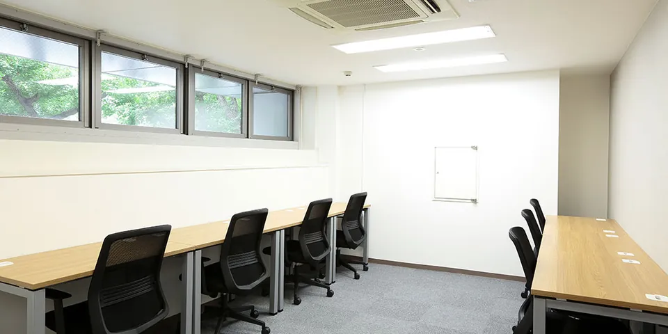 リージャス（Regus）オープンオフィス御堂筋 写真4