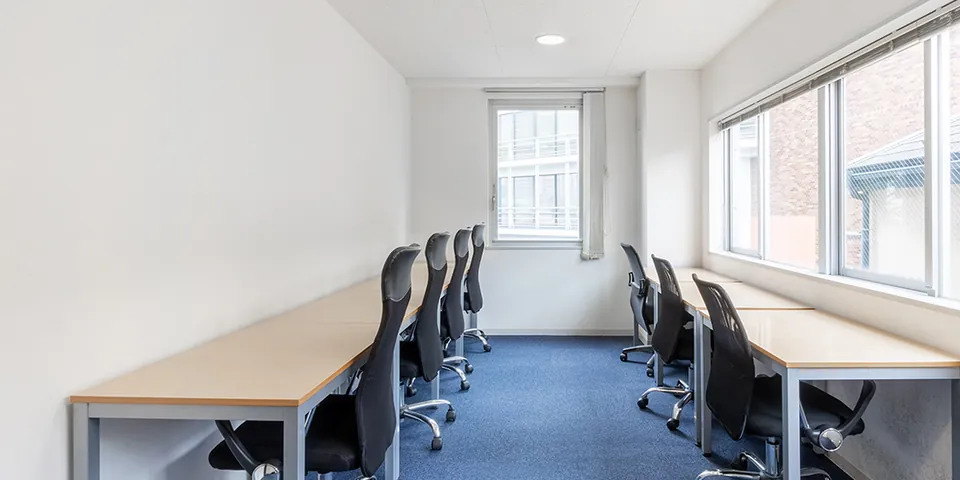 リージャス（Regus）オープンオフィス乃木坂 写真2