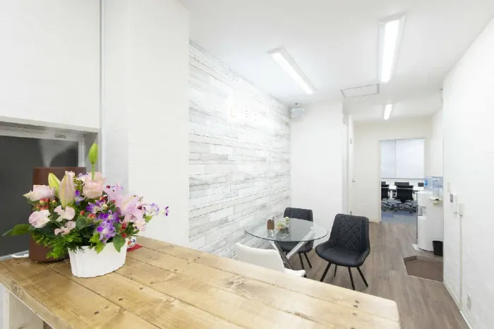 レゾナンス（RESONANCE）銀座店 写真2