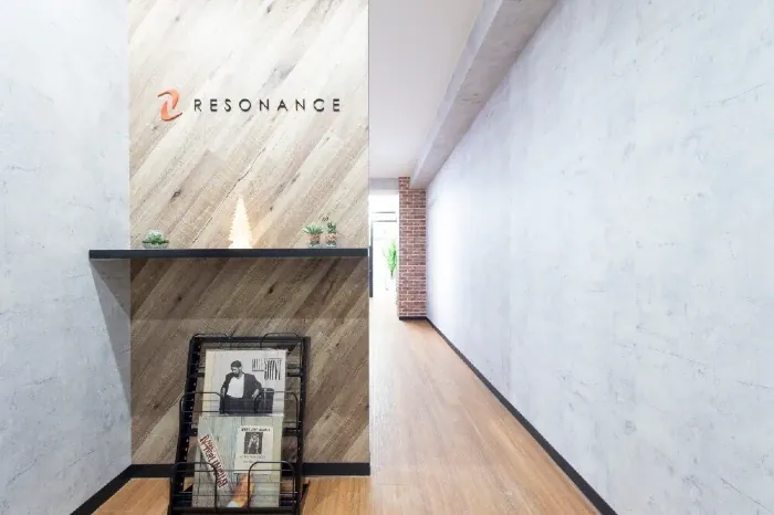 レゾナンス（RESONANCE）渋谷神宮前店