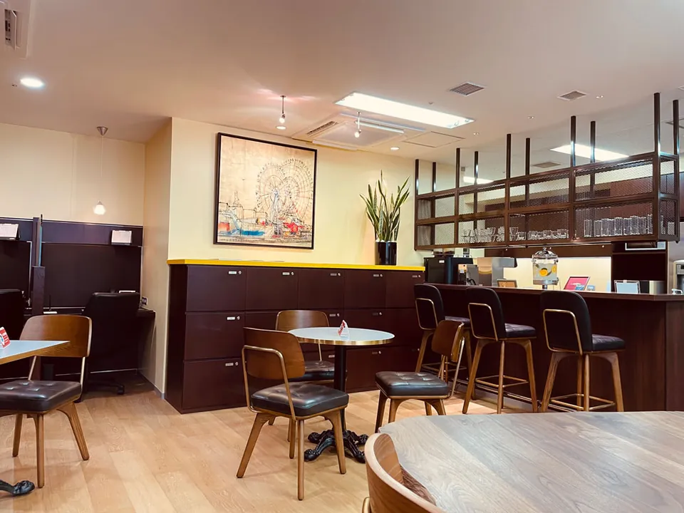 サーブコープNMF博多駅前ビル 写真2