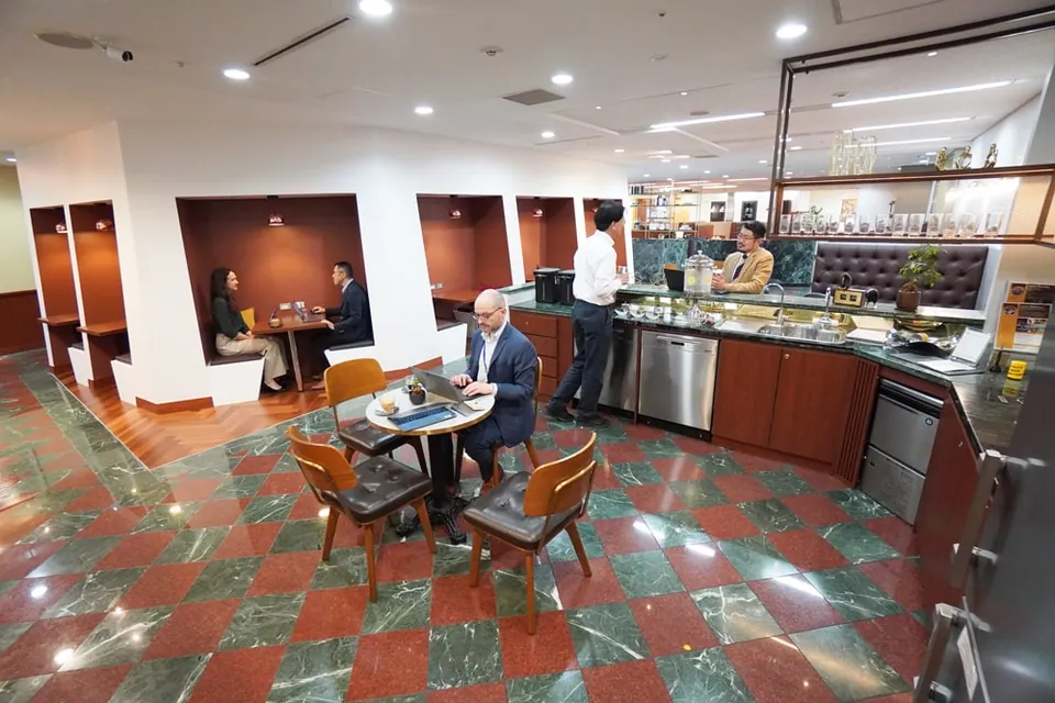 サーブコープ品川インターシティA棟 写真4