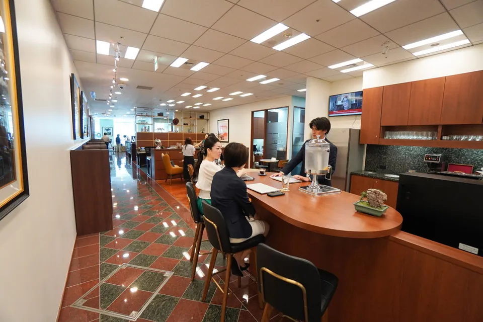 サーブコープ汐留芝離宮ビルディング 写真2