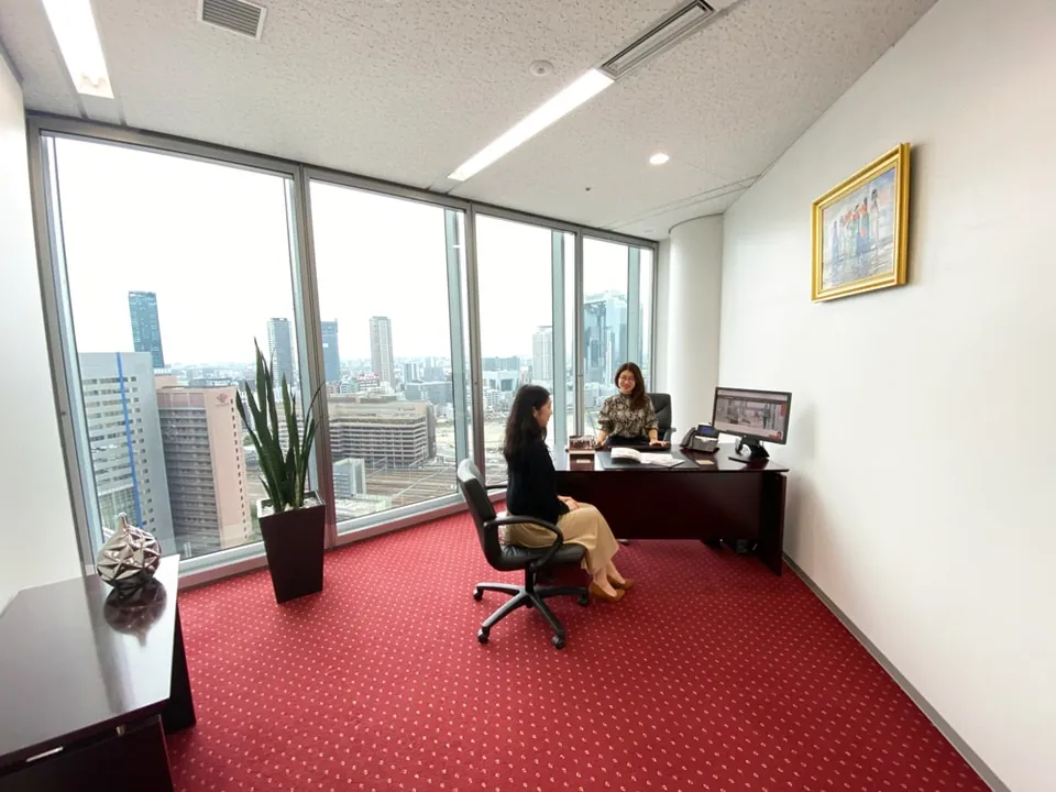 サーブコープ梅田 ヒルトンプラザウエスト 写真4
