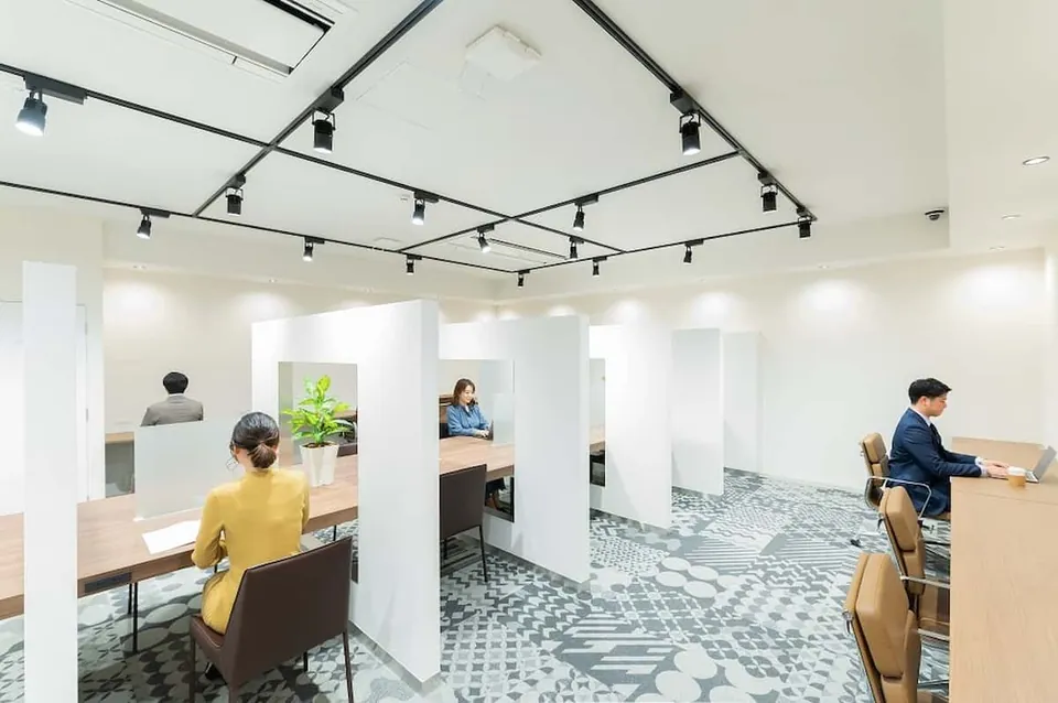 THE HUB 江坂南 写真2