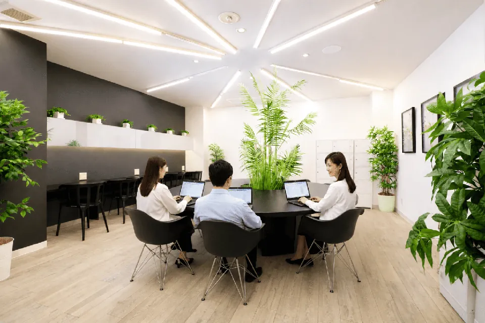 THE HUB 神田小川町