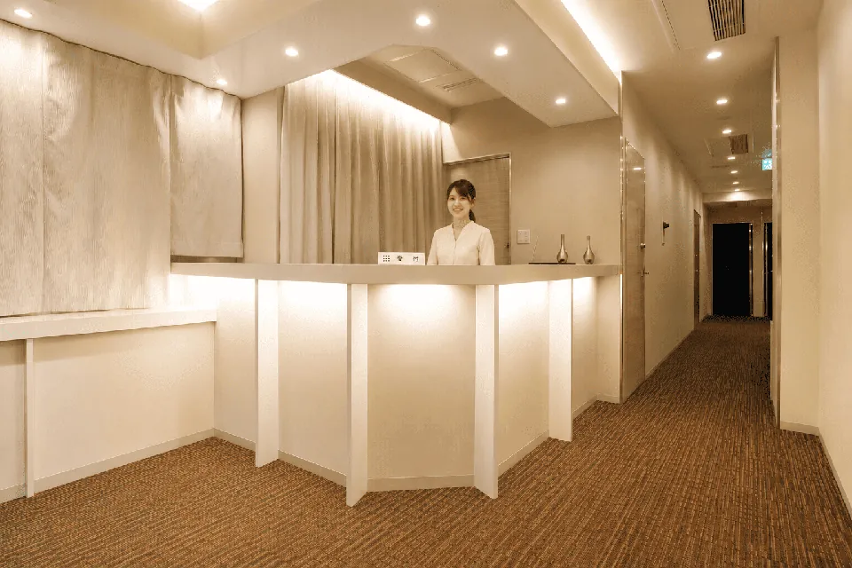 THE HUB 名古屋丸の内