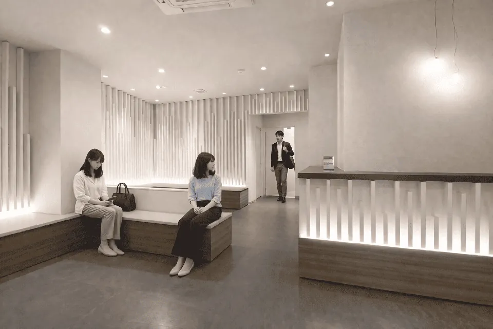 THE HUB 日本橋茅場町