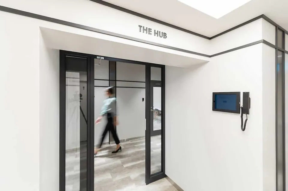 THE HUB 品川 写真3