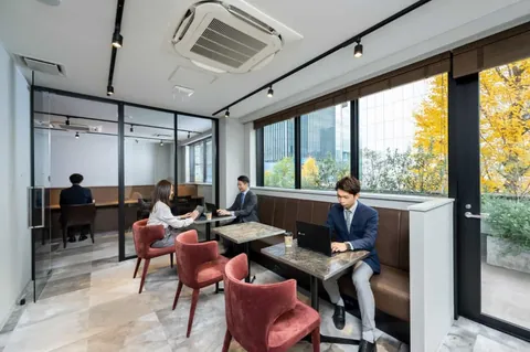 THE HUB 田町